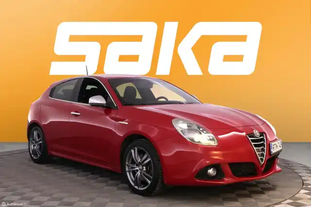 Punainen Viistoperä, Alfa Romeo Giulietta – RTN-743