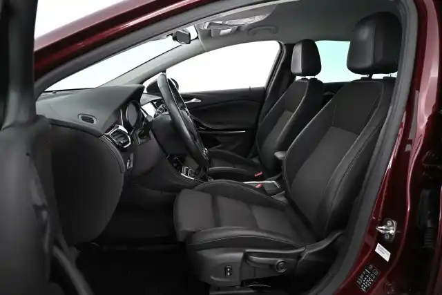 Punainen Farmari, Opel Astra – RTN-929
