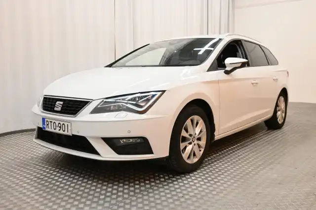 Valkoinen Farmari, Seat Leon ST – RTO-901