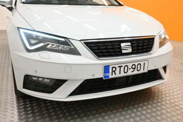 Valkoinen Farmari, Seat Leon ST – RTO-901