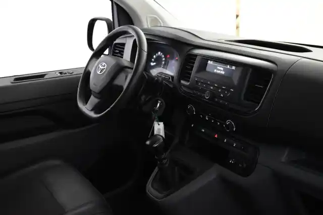 Valkoinen Pakettiauto, Toyota Proace – RTR-511