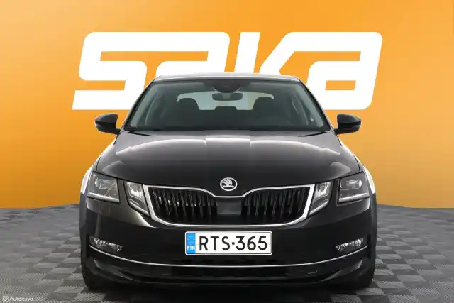 Musta Viistoperä, Skoda Octavia – RTS-365