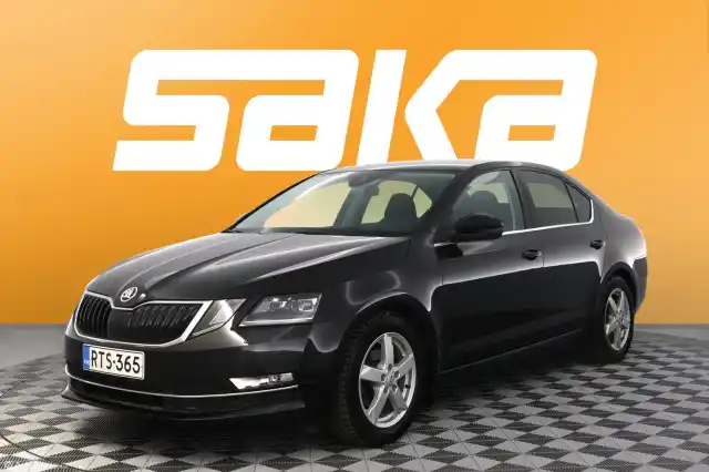 Musta Viistoperä, Skoda Octavia – RTS-365