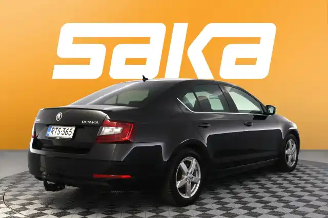 Musta Viistoperä, Skoda Octavia – RTS-365