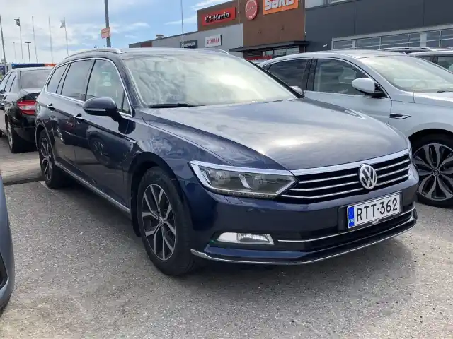 Sininen Farmari, Volkswagen Passat – RTT-362