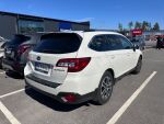 Valkoinen Farmari, Subaru Outback – RTV-944, kuva 2