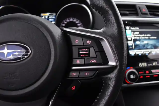 Valkoinen Farmari, Subaru Outback – RTV-944