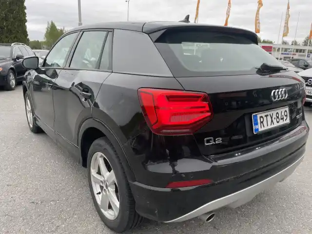 Musta Maastoauto, Audi Q2 – RTX-849