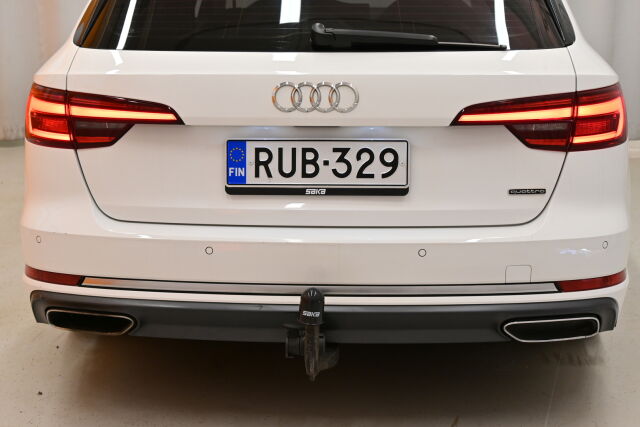 Valkoinen Farmari, Audi A4 – RUB-329