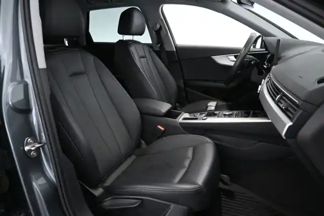 Harmaa Farmari, Audi A4 – RUB-379
