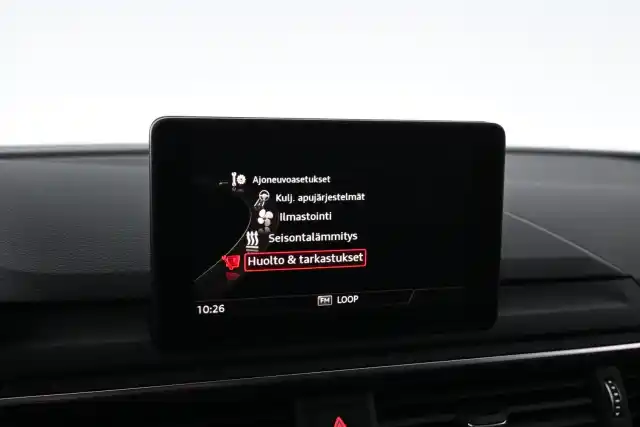 Harmaa Farmari, Audi A4 – RUB-379
