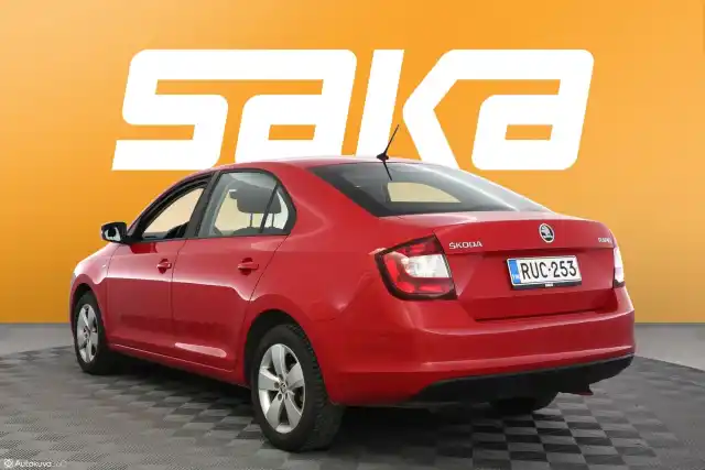 Punainen Sedan, Skoda Rapid – RUC-253