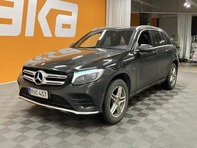 Musta Maastoauto, Mercedes-Benz GLC – RUC-437