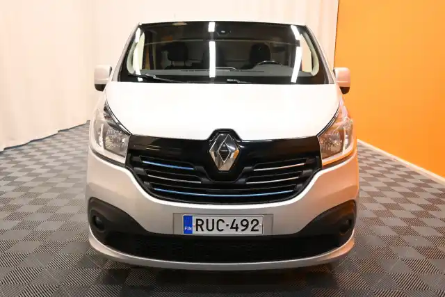 Harmaa Pakettiauto, Renault Trafic – RUC-492