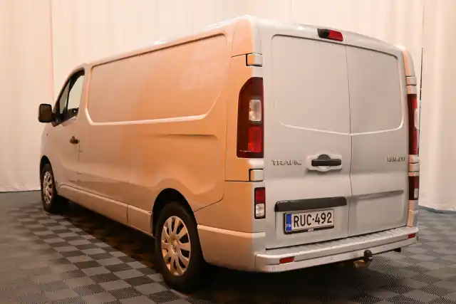 Harmaa Pakettiauto, Renault Trafic – RUC-492