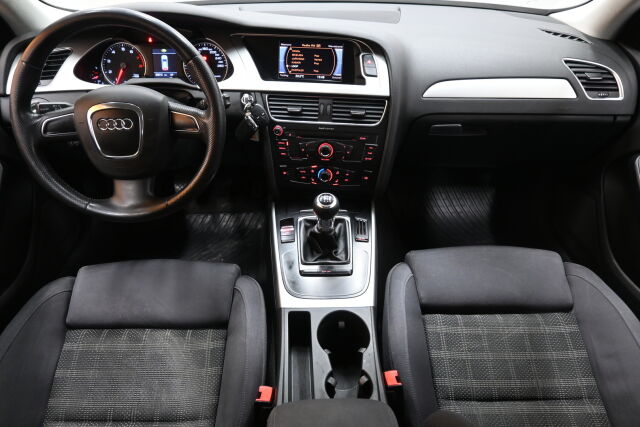 Musta Farmari, Audi A4 – RUG-292