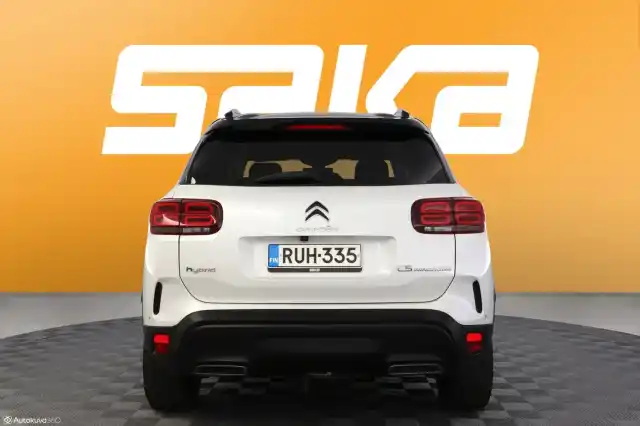 Valkoinen Maastoauto, Citroen C5 Aircross – RUH-335