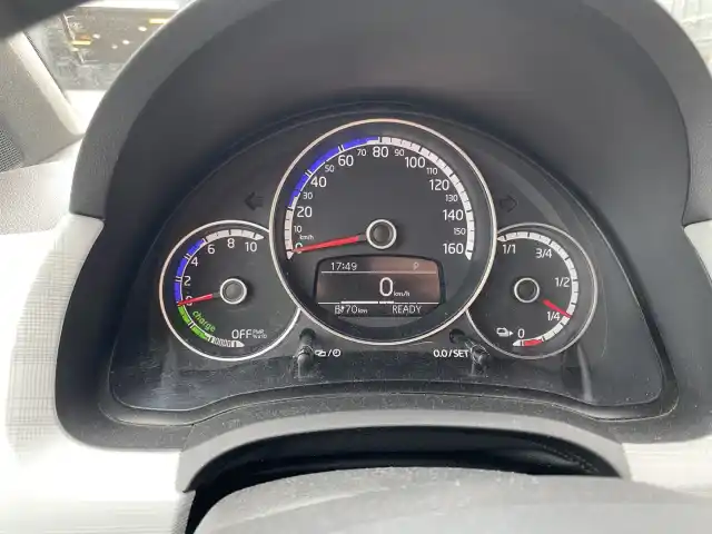 Punainen Viistoperä, Seat Mii – RUH-519