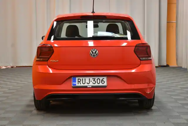 Punainen Viistoperä, Volkswagen Polo – RUJ-306