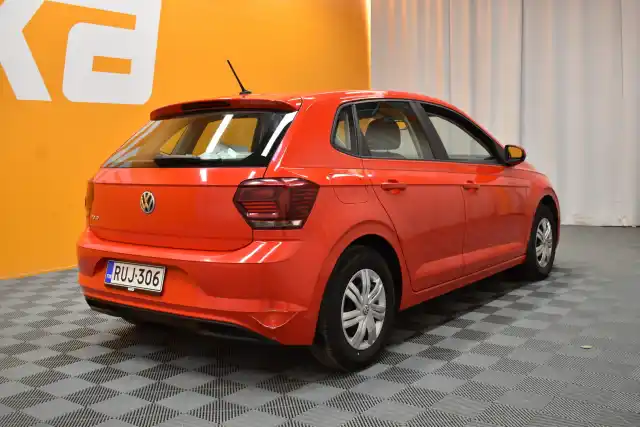 Punainen Viistoperä, Volkswagen Polo – RUJ-306