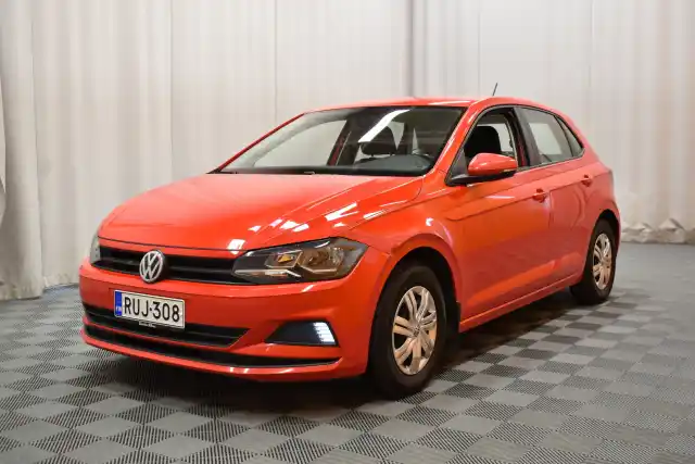 Punainen Viistoperä, Volkswagen Polo – RUJ-308