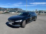 Musta Farmari, Volvo V90 – RUJ-876, kuva 2