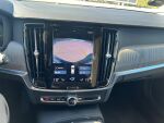 Musta Farmari, Volvo V90 – RUJ-876, kuva 8