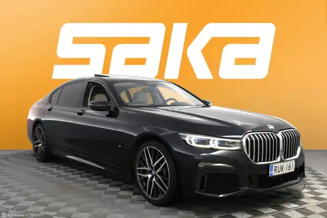 Musta Sedan, BMW 745 – RUK-161