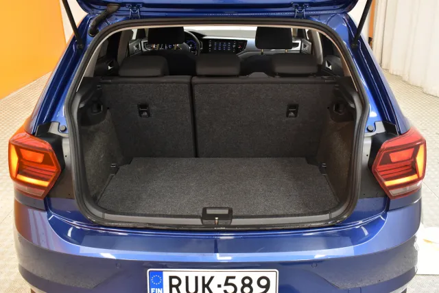 Sininen Viistoperä, Volkswagen Polo – RUK-589