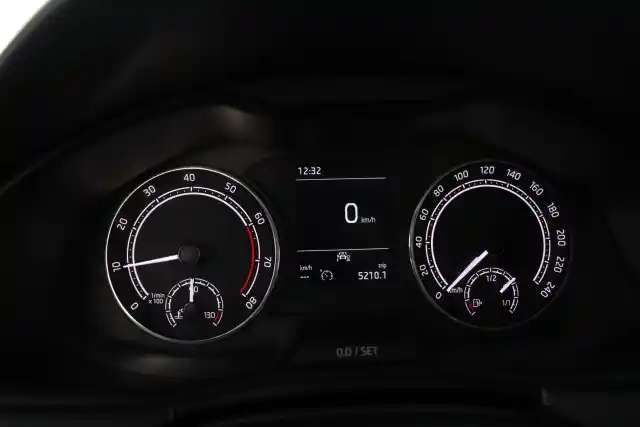 Sininen Viistoperä, Skoda Scala – RUK-678