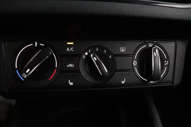 Sininen Viistoperä, Skoda Scala – RUK-678
