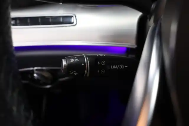 Musta Farmari, Mercedes-Benz E – RUK-932