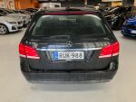 Musta Farmari, Mercedes-Benz E – RUK-988, kuva 3