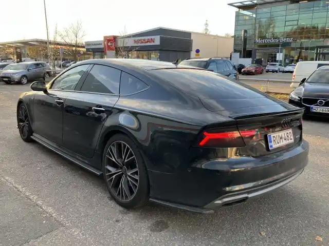 Musta Viistoperä, Audi A7 – RUM-482