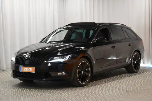 Musta Farmari, Skoda Superb – RUM-657