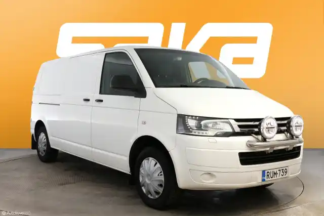 Valkoinen Pakettiauto, Volkswagen Transporter – RUM-739