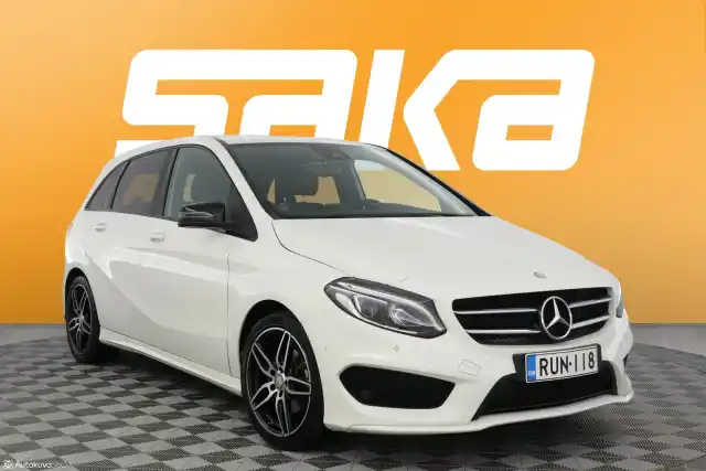 Valkoinen Tila-auto, Mercedes-Benz B – RUN-118