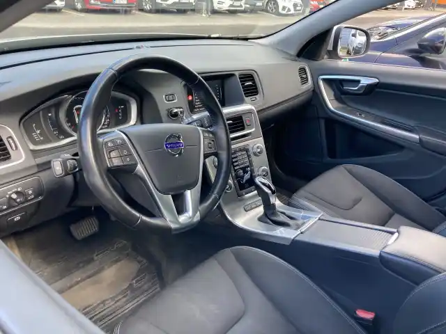 Hopea Farmari, Volvo V60 – RUO-668