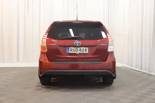 Punainen Tila-auto, Toyota Prius+ – RUO-828