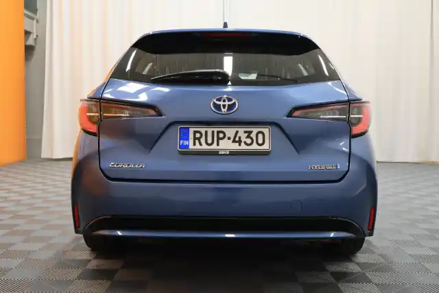 Sininen Farmari, Toyota Corolla – RUP-430