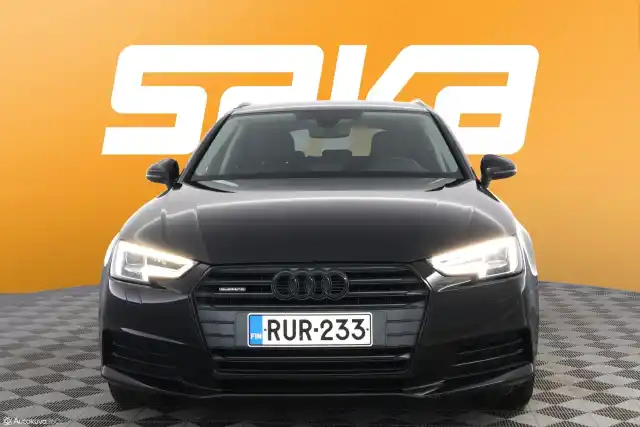 Musta Farmari, Audi A4 – RUR-233