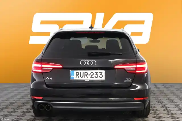 Musta Farmari, Audi A4 – RUR-233