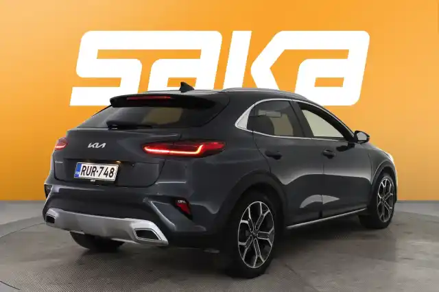 Harmaa Viistoperä, Kia XCeed – RUR-748