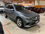 Harmaa Maastoauto, Mercedes-Benz GLC – RUR-987, kuva 1