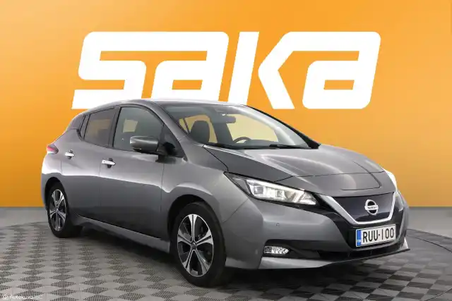 Harmaa Viistoperä, Nissan Leaf – RUU-100