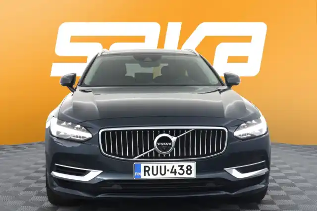 Sininen Farmari, Volvo V90 – RUU-438