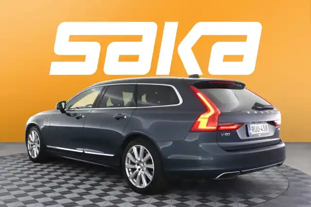 Sininen Farmari, Volvo V90 – RUU-438