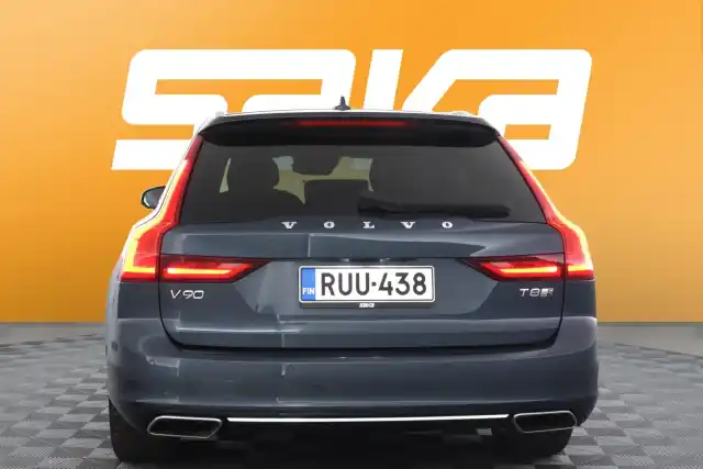 Sininen Farmari, Volvo V90 – RUU-438
