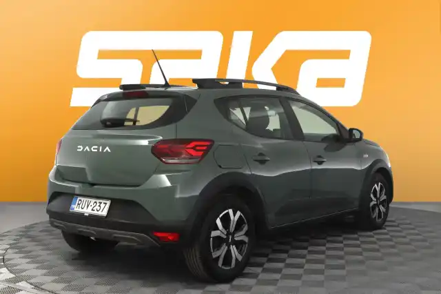 Vihreä Maastoauto, Dacia Sandero Stepway – RUV-237