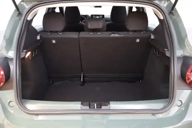Vihreä Maastoauto, Dacia Sandero Stepway – RUV-237